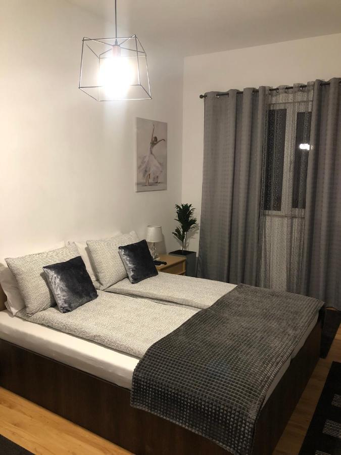 Apartament Basak 2 Lejlighed Deva Eksteriør billede